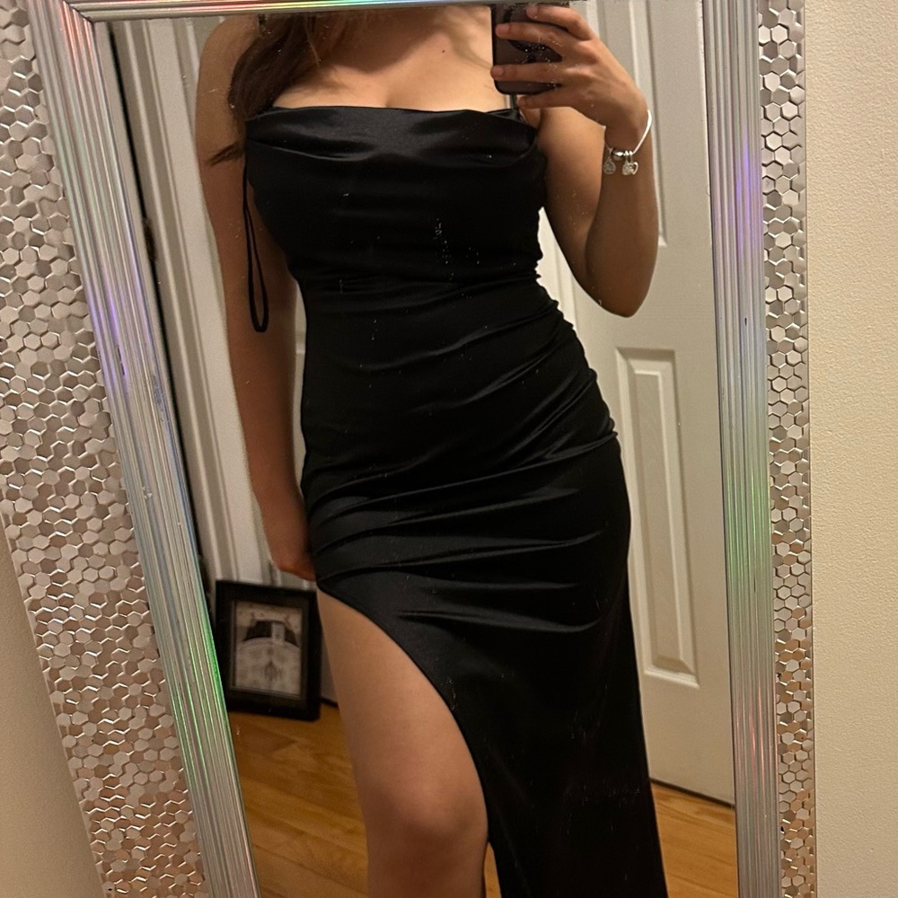 Elegant Black Evening Dress